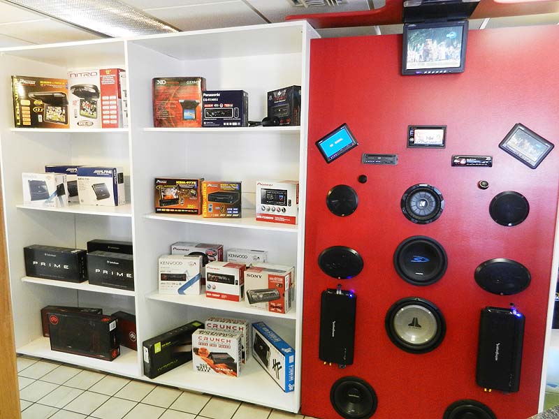 Vehicle audio accessories display